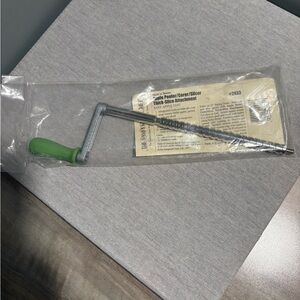 Pampered Chef Green Handle Apple Peeler Corer Thick Slicer Attachment -New!